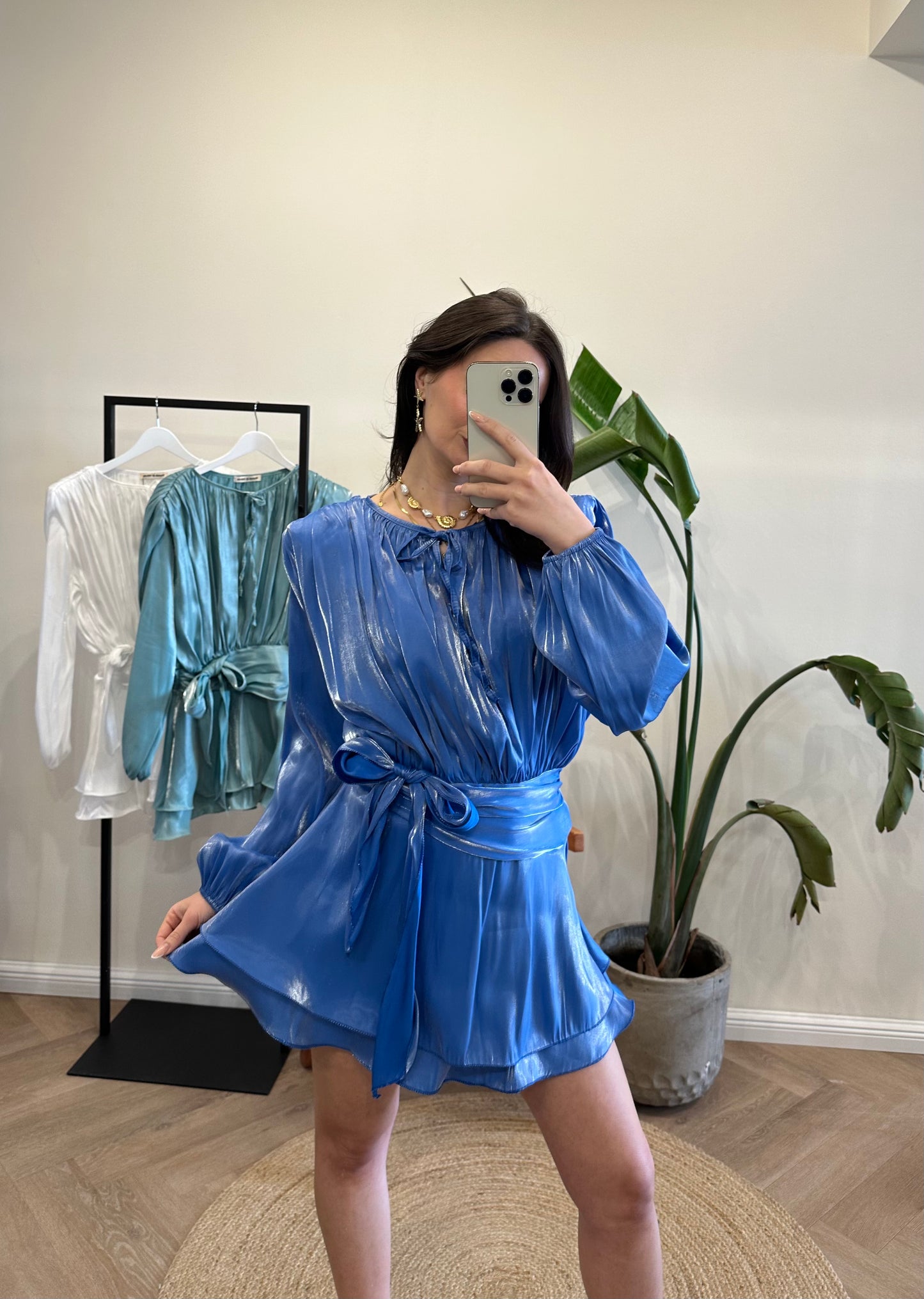 Kleid Blau